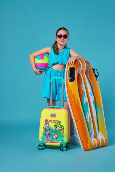 Coral High Kids Beach Voleybol Desenli Çocuk Valizi 16781 - 10