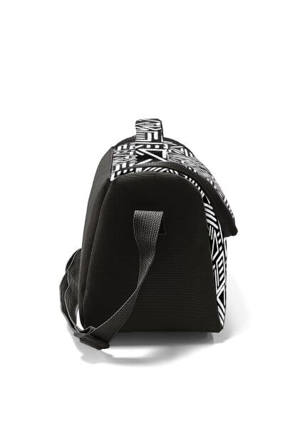 Coral High Kids Siyah Beyaz Geometrik Desenli Thermo Beslenme Çantası 22782 - 2