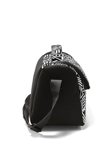 Coral High Kids Siyah Beyaz Geometrik Desenli Thermo Beslenme Çantası 22782 - 2