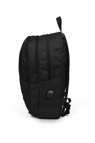 Coral High Sport Siyah Dört Bölmeli USB Şarjlı Kulaklık Çıkışlı Sırt Çantası 23226 - 2